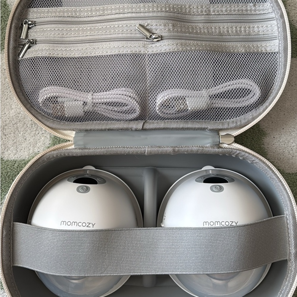 Momcozy M5 breast pump